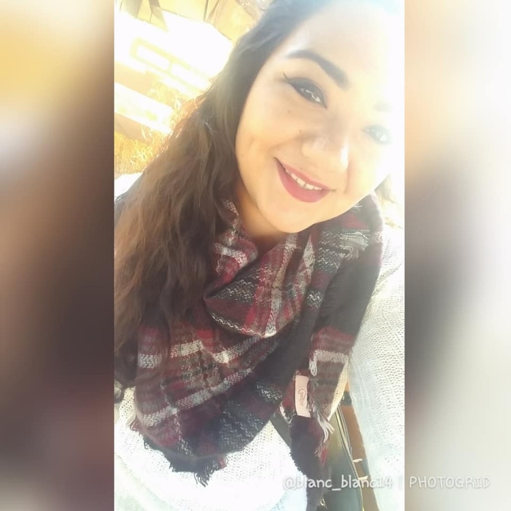 Meet your Posher, Blanca